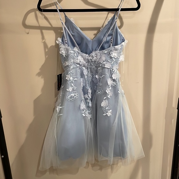 Gorgeous Blue Floral Mini Homecoming dress - Picture 6 of 11